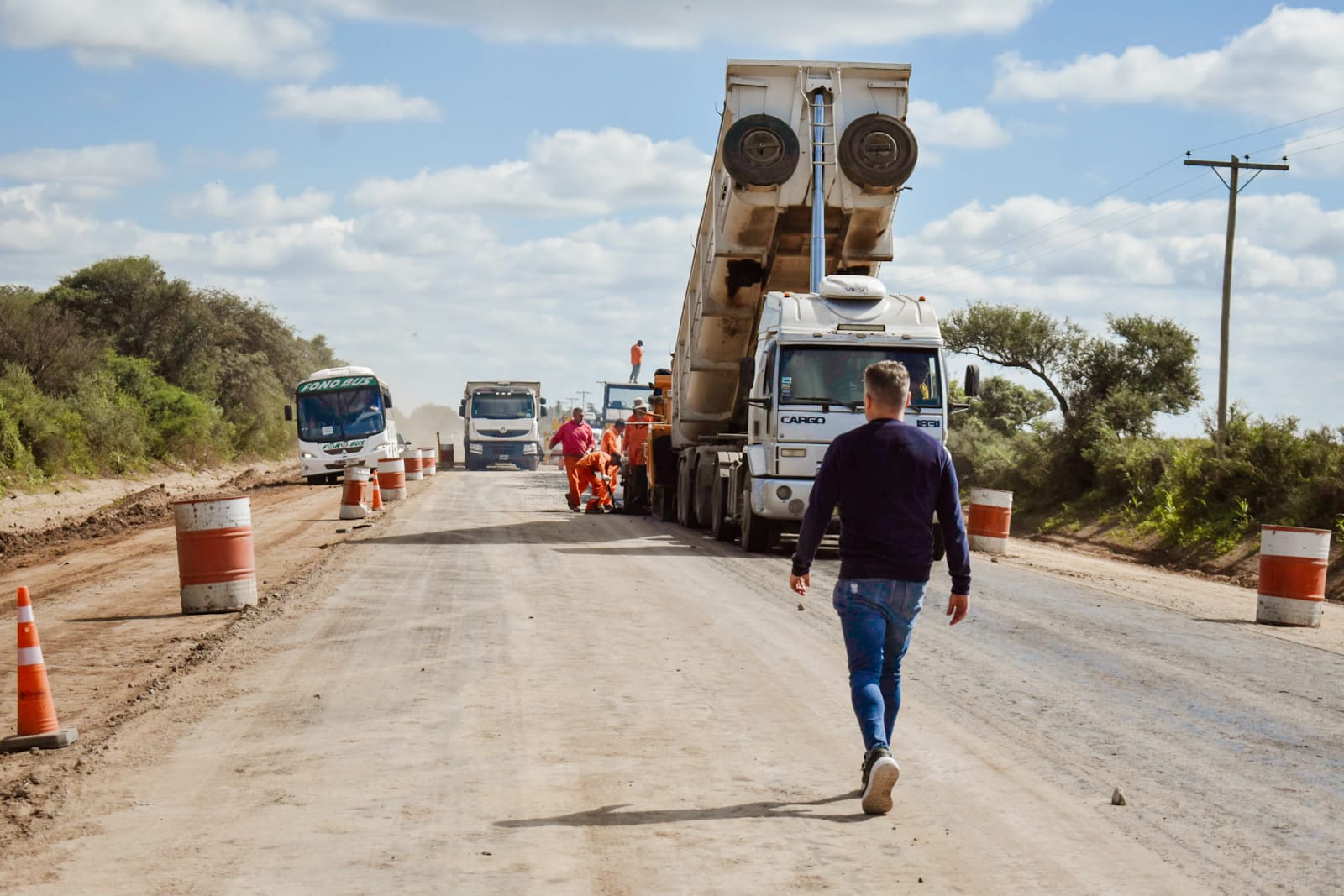 El camino a Capilla de los Remedios ya tiene un nuevo tramo de pavimentación concretado