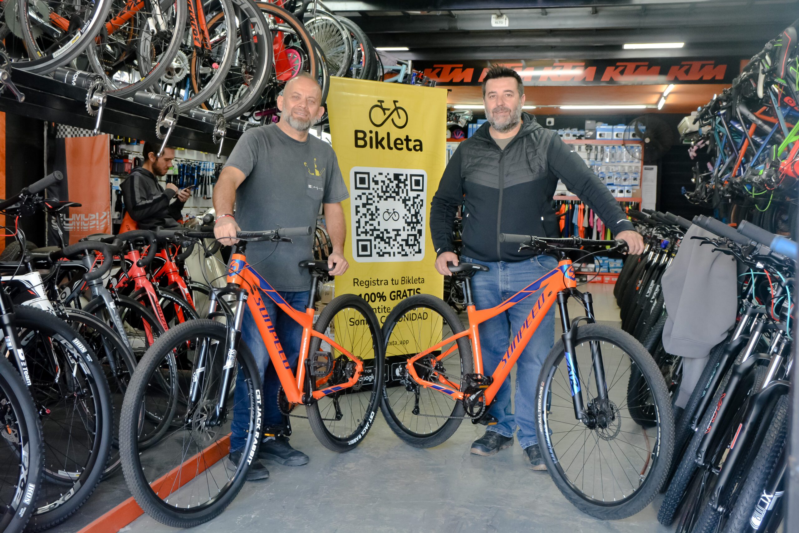 La app con la que dos cordobeses combaten el robo de bicicletas La app con la que dos cordobeses combaten el robo de bicicletas