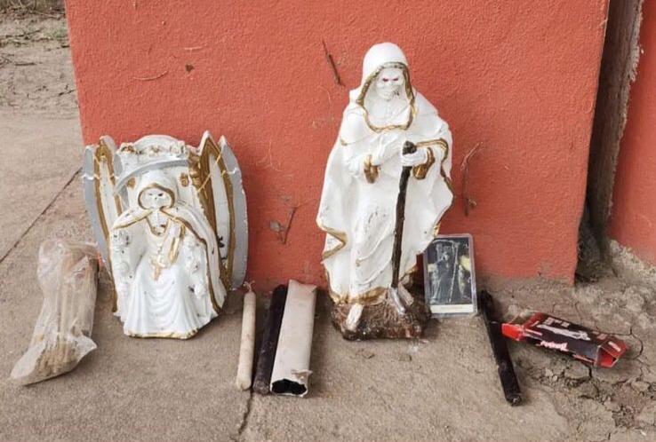 ¿Ya viste ésto? Un extraño santuario en las calles de Monte Cristo ¿Ya viste ésto? Un extraño santuario en las calles de Monte Cristo