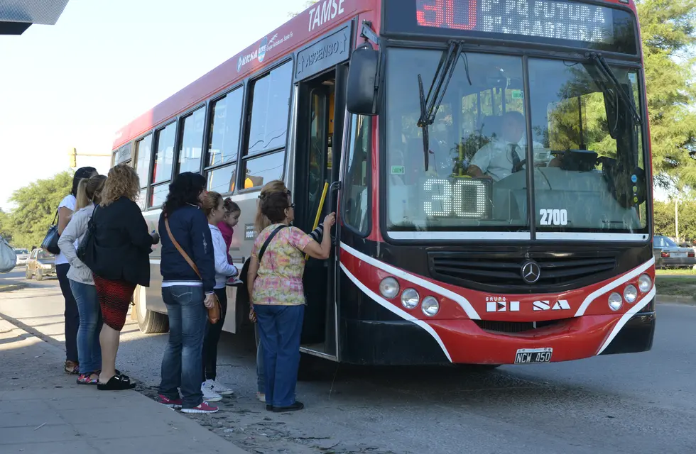 Qué se sabe hasta ahora del paro de colectivos lanzado por UTA para el martes