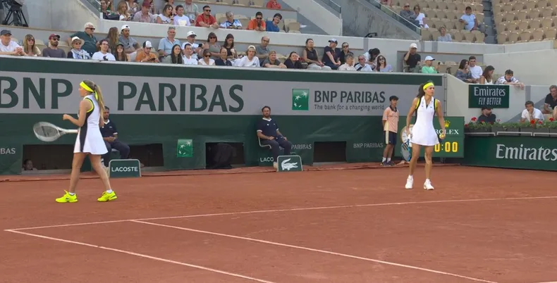 La espectacular jugada de Gabriela Sabatini en el torneo de leyendas de Roland Garros