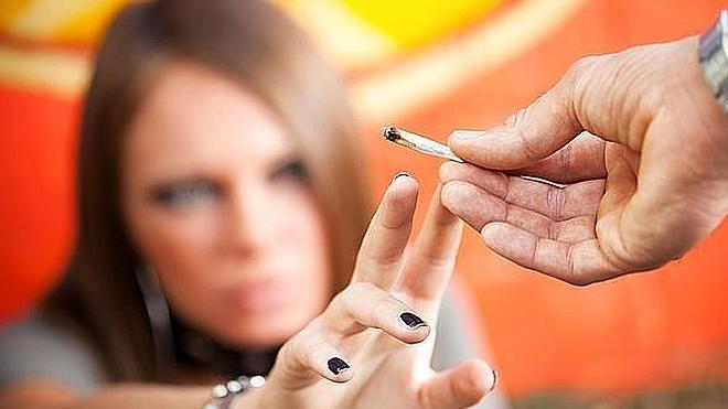 Consumos problemáticos: uno de cada tres universitarios mezcla marihuana y alcohol Consumos problemáticos: uno de cada tres universitarios mezcla marihuana y alcohol