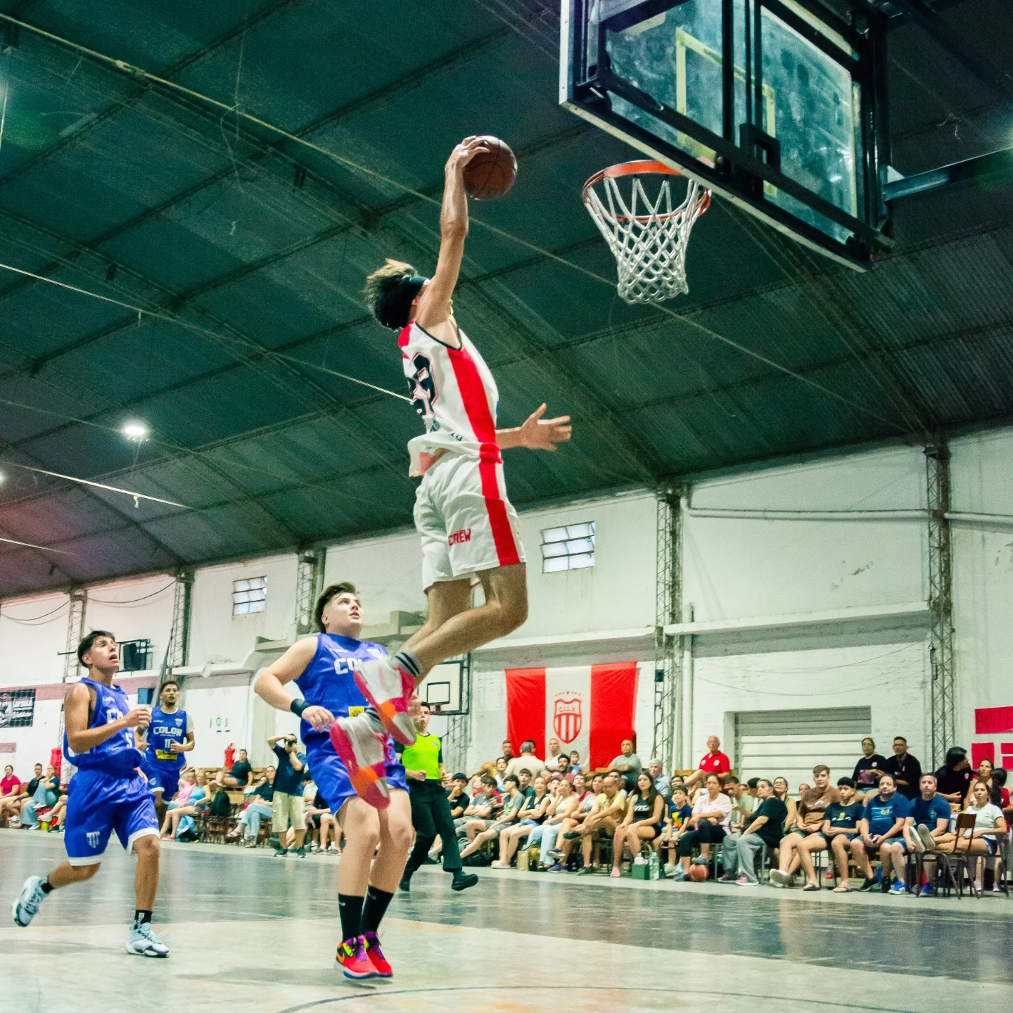 Asciende el Básquet del Club Ingeniero Lucas Vázquez y escribe su nombre con letras doradas